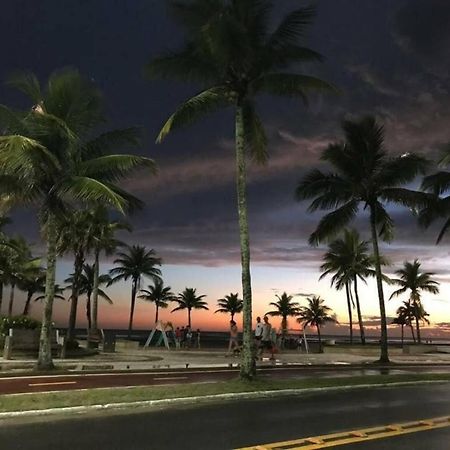 Apartamento Kit Net Pe Na Areia Praia Grande (Santos) Exterior foto